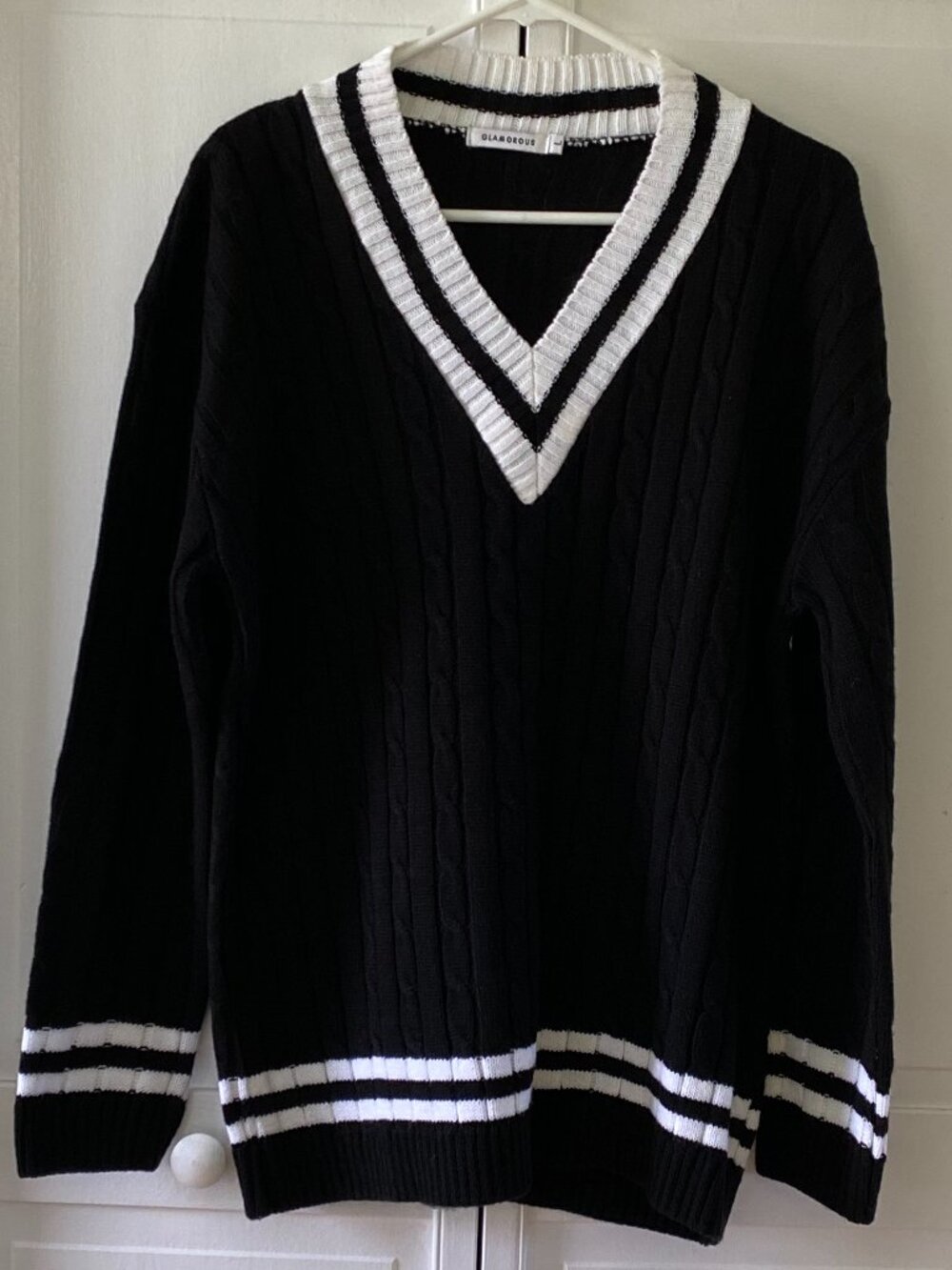 #24 Women's Sweater brand Glamorous size Large 14